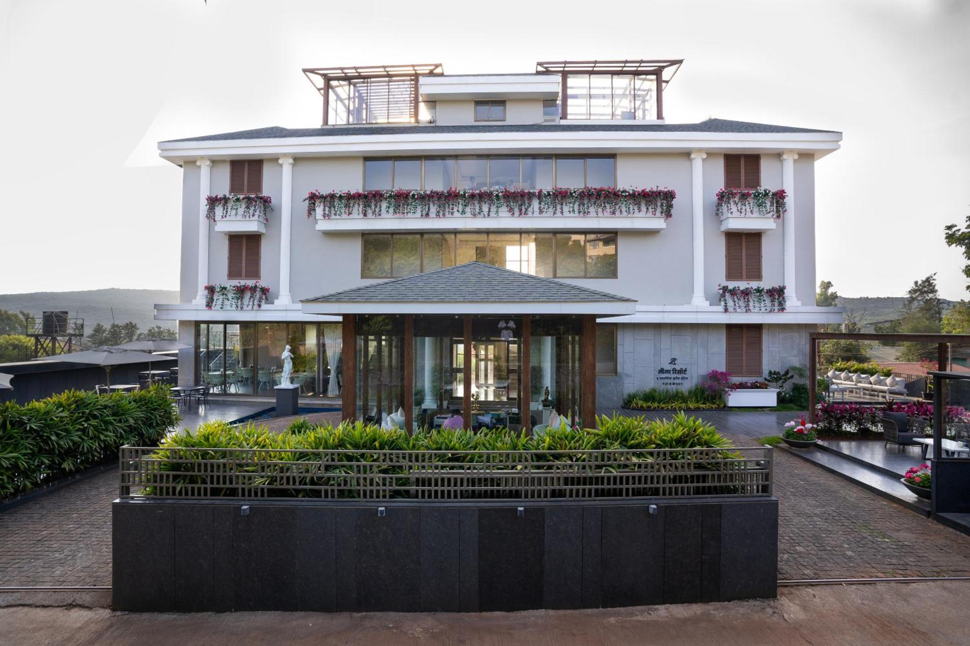 Leela Resort, The Exotic Boutique Hotel - Pure Veg Махабалешвар Экстерьер фото